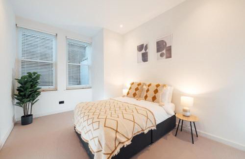 Luxurious & Modern London Apartment in Honor Oak - Photo 24