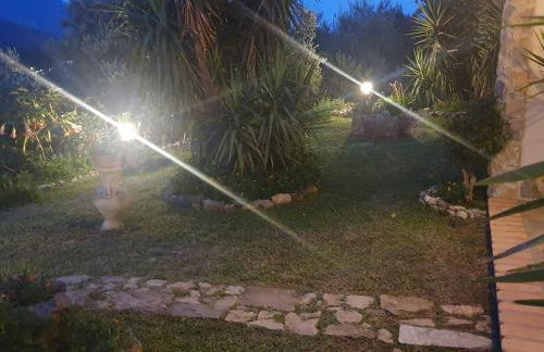 Sweet Home - Photo 19