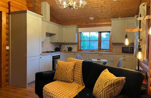 Romantic Log Cabin With Hot Tub - Foto 7