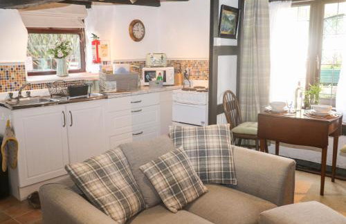 Lilac Cottage - Photo 6