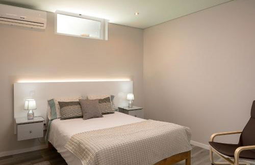 Casa da Relva com Piscina Aquecida Interna - Foto 8