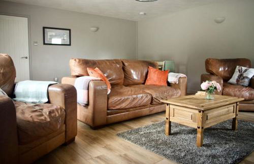 Converted Stables at Peaceful Family Farm Stay - Photo 4