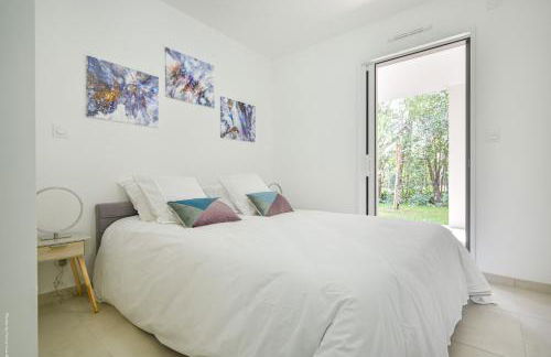 T3 NEUF – C13 - JARDIN-TERRASSE ET PISCINE – ACCÈS DIRECT PLAGES ET CENTRE VILLAGE - Foto 8