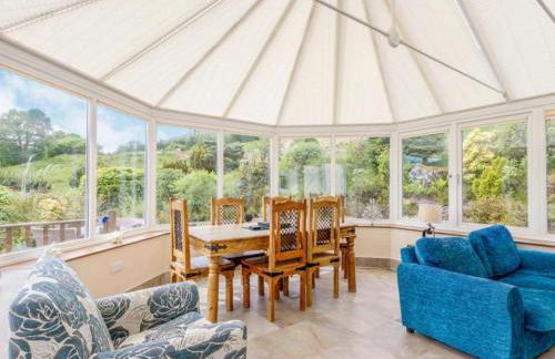3 Bedroom luxury home, hot tub, stunning views of Killin, sitting on the River Dochart - Foto 12