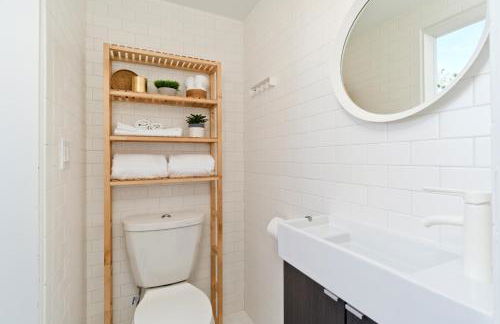 Modern Beach Home Steps To The Sand - Foto 15