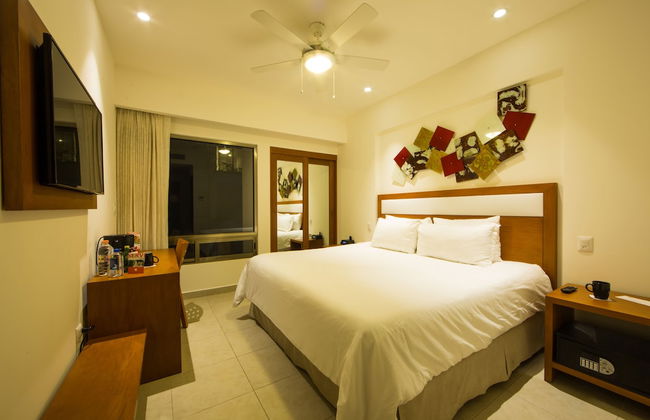 Ambiance Suites Cancun - Photo 15