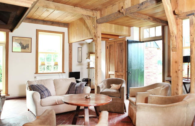 Cozy Apartment in Enschede Near Forest - Photo 38