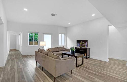 Spacious Retreat with Green Areas 8 ppl - Foto 19