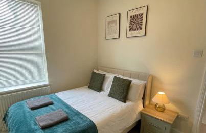 Stylish Gateway-2 bedroom house -5 minutes from the beach - Foto 10