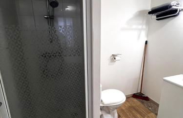 Beau Studio dans une rue au calme en Centre Ville de Niort proche de la Gare - Foto 6