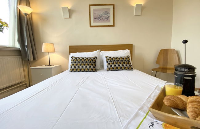 Stylish Apartments next to Buckingham Palace - Photo 15