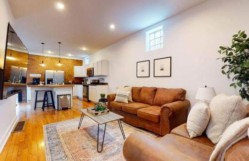 Private Home-Backyard-Parking Near Nulu Downtown - Foto 6