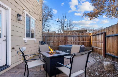 MidTown Hideaway Fire Pit and King Beds - Photo 32