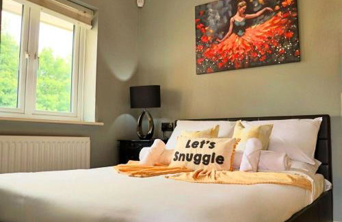 Heathrow Modern House with Parking & Fast WiFi - Foto 6