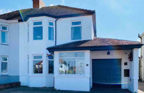 Large spacious home, great location, near transport links - Foto 11