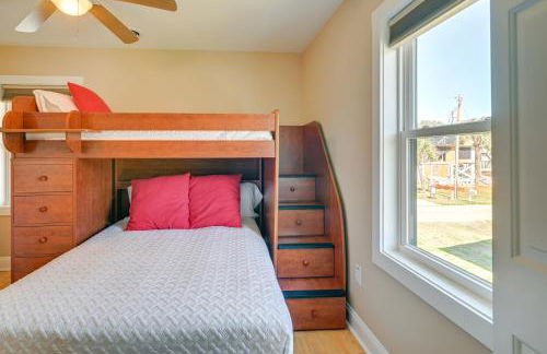 Walk to Surfside Beach Poolside Oasis - Foto 17