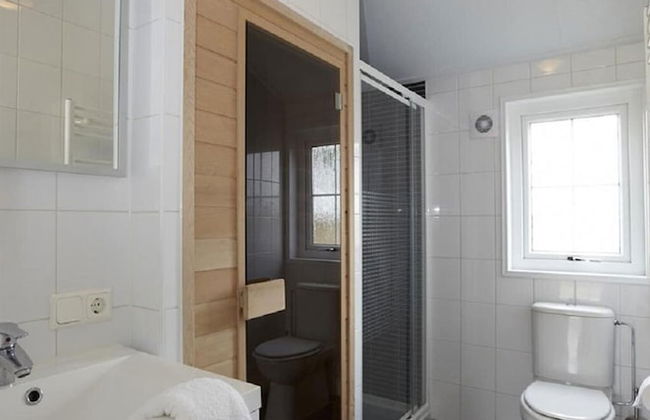 Comfortable Chalet With Dishwasher, in the Texel Dune Areal - Foto 15