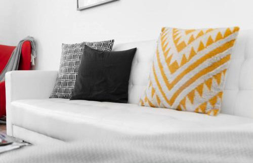 Spacious Loft Style Apartment - Near City Centre - Smart TV- WIFI - Parking - 3NT - Foto 22