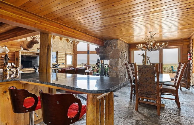NEW! Elk Refuge Safari Chalet with Teton Views! - Foto 7