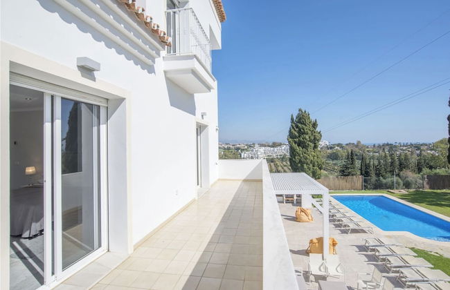 Elegant Villa Retreat - Foto 35