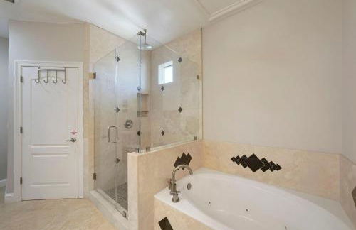 Casa Lontano - Luxury Home Near the Beach with Gulf Views & Shared Pool - Foto 20