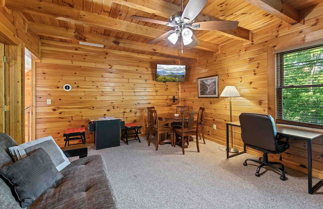 Rustic 3br Cabin Near Lake w/ Hot Tub! - Foto 27