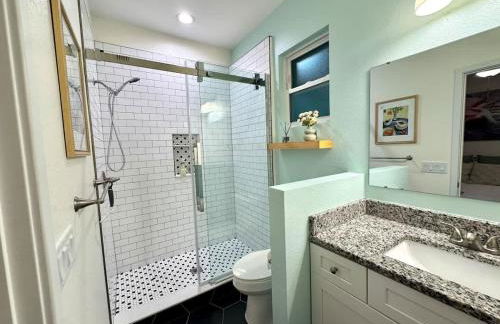 The Royal Cypress Suite Near UF Shands Downtown - Photo 24