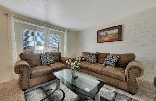 Massive 6 bedroom in a great area - Foto 2