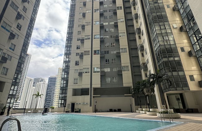 COZI modern loft suite at BGC - Photo 40