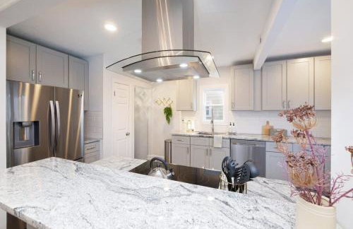 Family Friendly 4 BR Home Close To Downtown CLE! - Foto 15