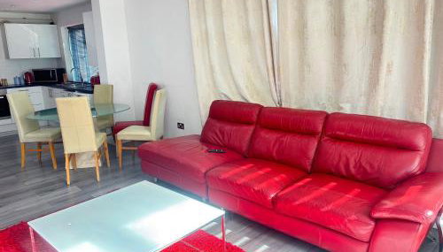 Nicely furnished 2 Bedroom Property Independent with Parking - Foto 4