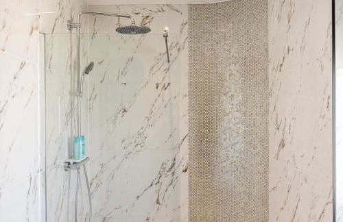 Spacious 6 Bedroom Luxury Home Sleeps 14 Royal Manor 57 - Foto 36