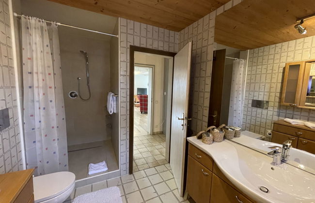 2 bedroom Apartment in Unterwössen with garden and terrace - Photo 19