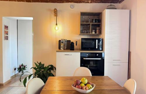 Bricks House - Photo 8