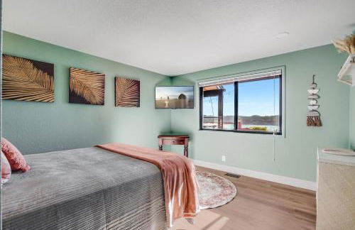 Riverfront! Family Friendly, Hot Tub, Fire Pit, EV - Foto 30