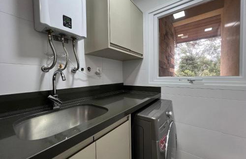 Casa de Pedra 303A - 2 suítes com piscina Gramado - Foto 23