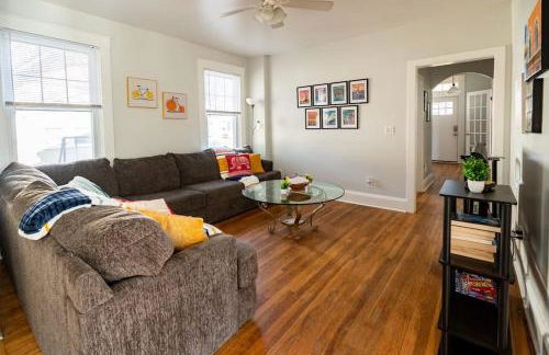 Globetrotters Suite in Historic Richmond with Patio - Foto 19