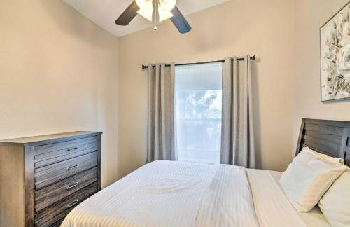 Contemporary Vegas Townhome with Community Pool - Foto 20