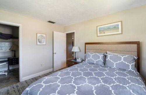 Sunny Cottage with lanai and garage, only 4 miles from Siesta Key - Foto 42