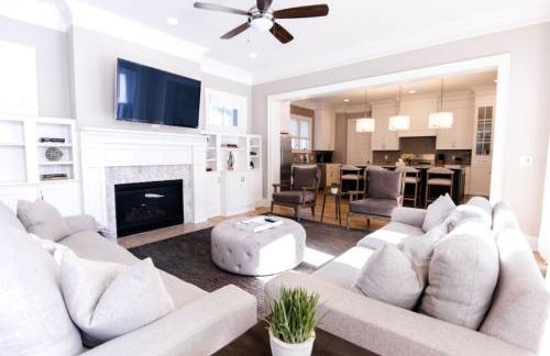 Minutes to Downtown Huge Outdoor Deck HOT TUB - Foto 22