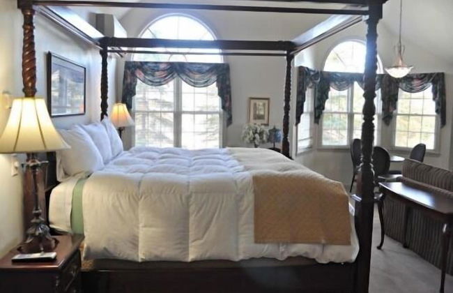 Luxury Mountain Getaways - Photo 4