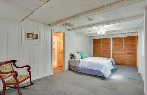 Cedar Lake Retreat with Boathouse and Dock! - Foto 21