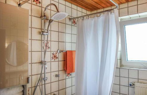 Amazing Apartment In Lage With Wifi - Foto 12