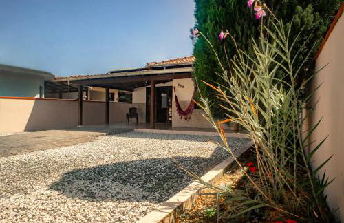 SUA CASA DE FÉRIAS 5 MINUTOS a pé do BETO CARRERO! - Foto 21