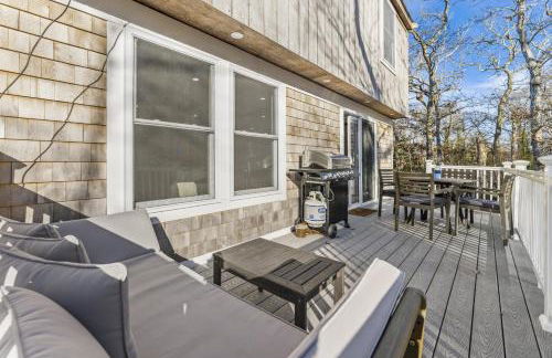 Family Getaway Walkable to Town - Foto 45