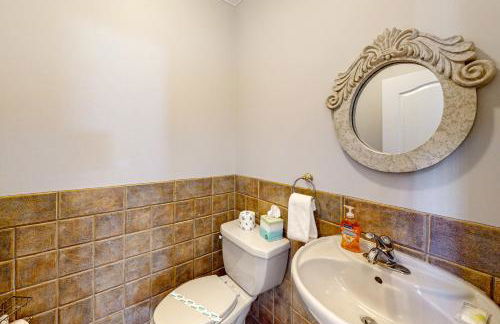 Beautiful home with modern conveniences - close to the beach, dogs welcome - Foto 32