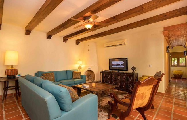 Casa De La Alegria 3BR by Casago - Photo 12