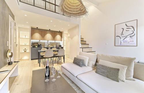 Hyper Centre - Charming duplex - Luxury - Reversible air conditioning - 10 mins from Place MASSENA - Foto 10