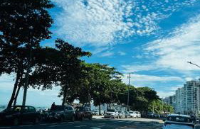 Stúdio Completo com Ar e wifi rápido em itapuã - Foto 35