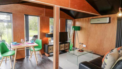 The Tractor Shed - Photo 4